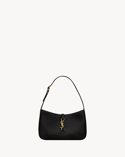 YSL Le 5 à 7 smooth-skinned