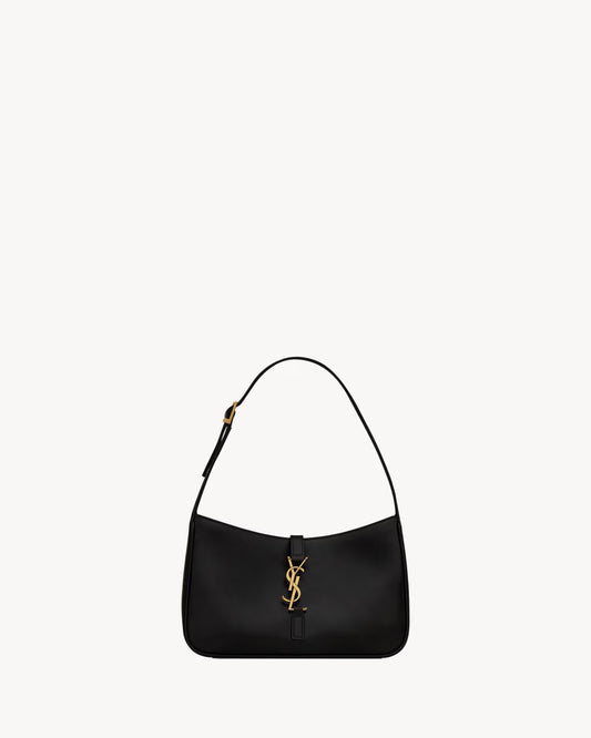 YSL Le 5 à 7 smooth-skinned