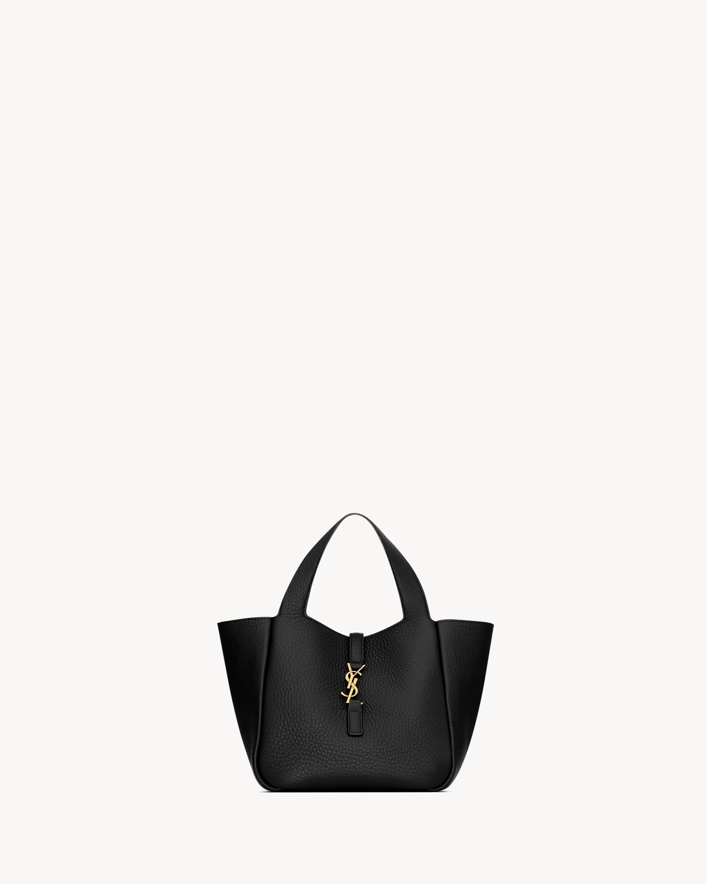 YSL Le 5 à 7 baby Bea with grainy skin