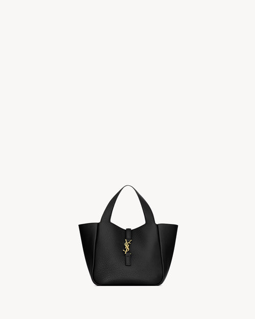 YSL Le 5 à 7 baby Bea with grainy skin