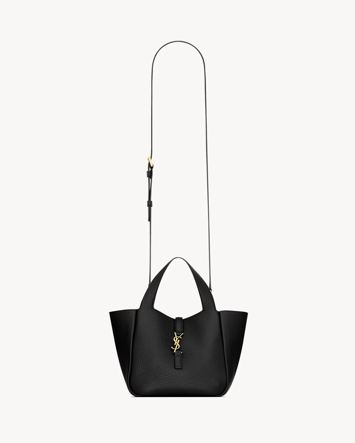 YSL Le 5 à 7 baby Bea with grainy skin
