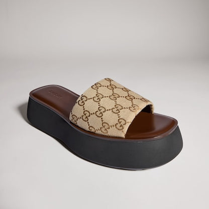 GG Women's flatform slide sandal
