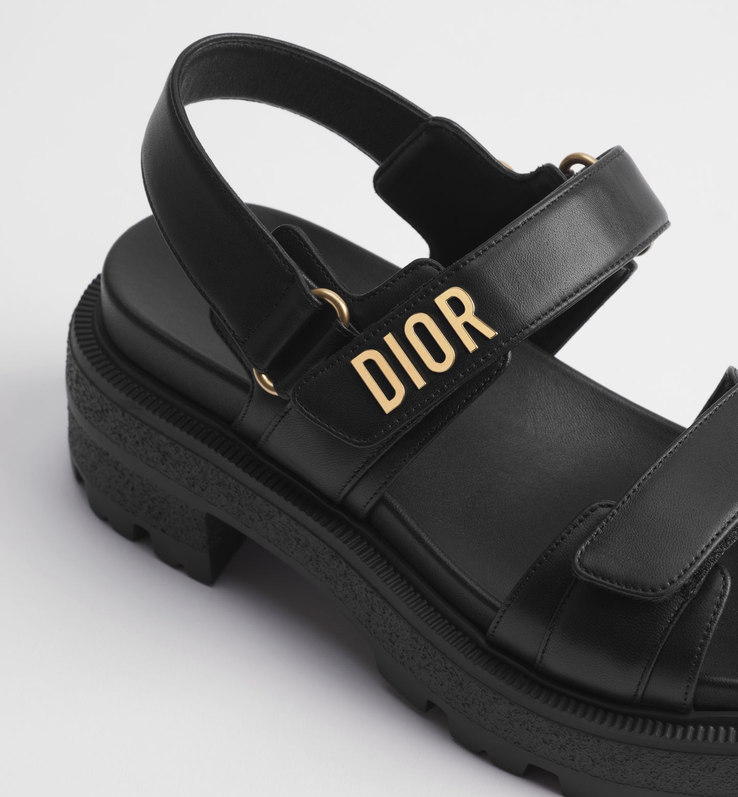 Dioract Platform Sandal